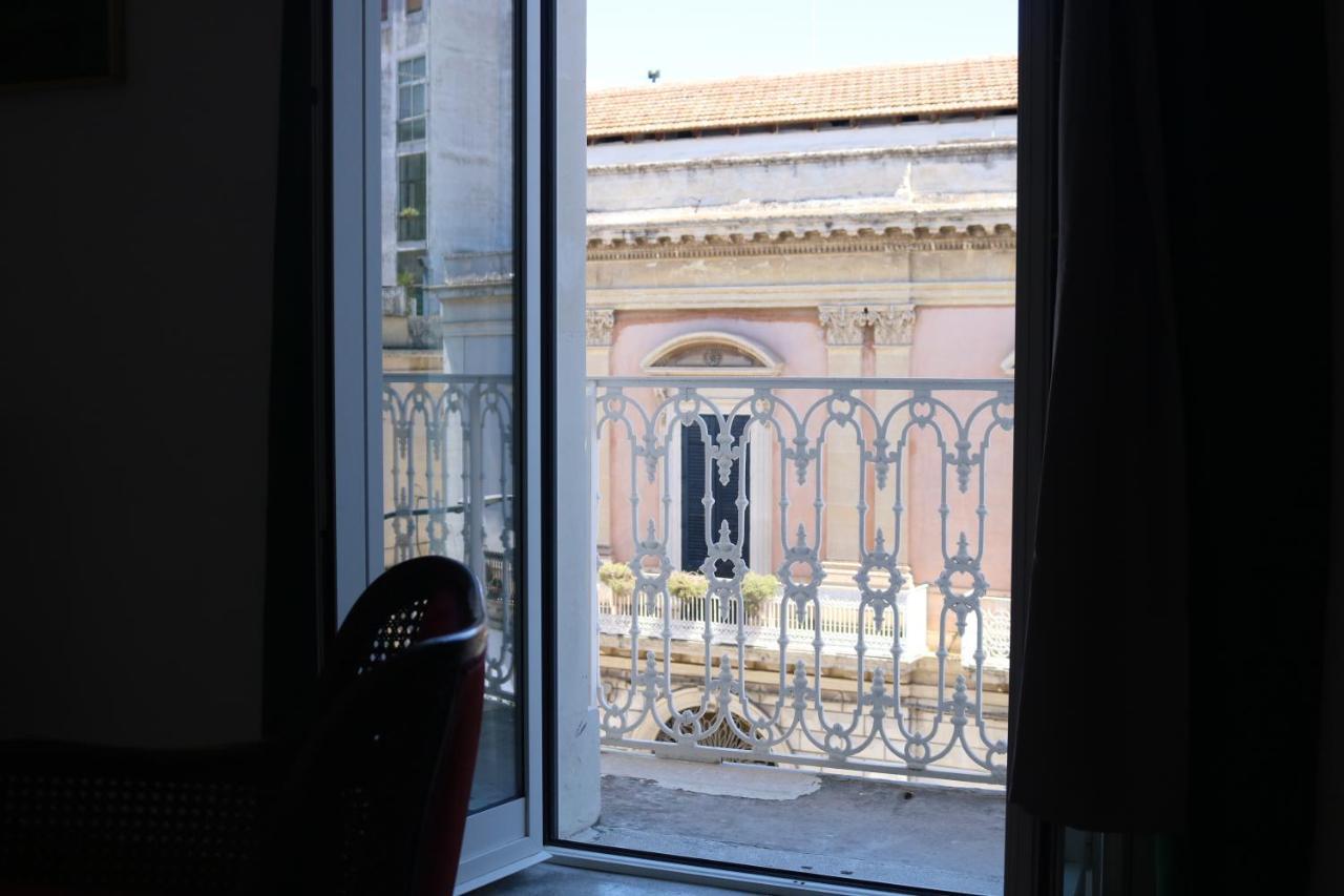 Fatata Suites Lecce Exterior foto